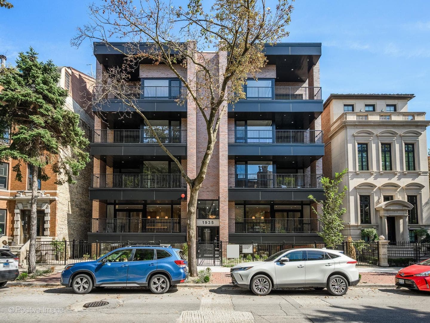 1935 N Mohawk Street, #1S, Chicago, IL 60614 1935 N Mohawk Street, #1S, Chicago, IL 60614
