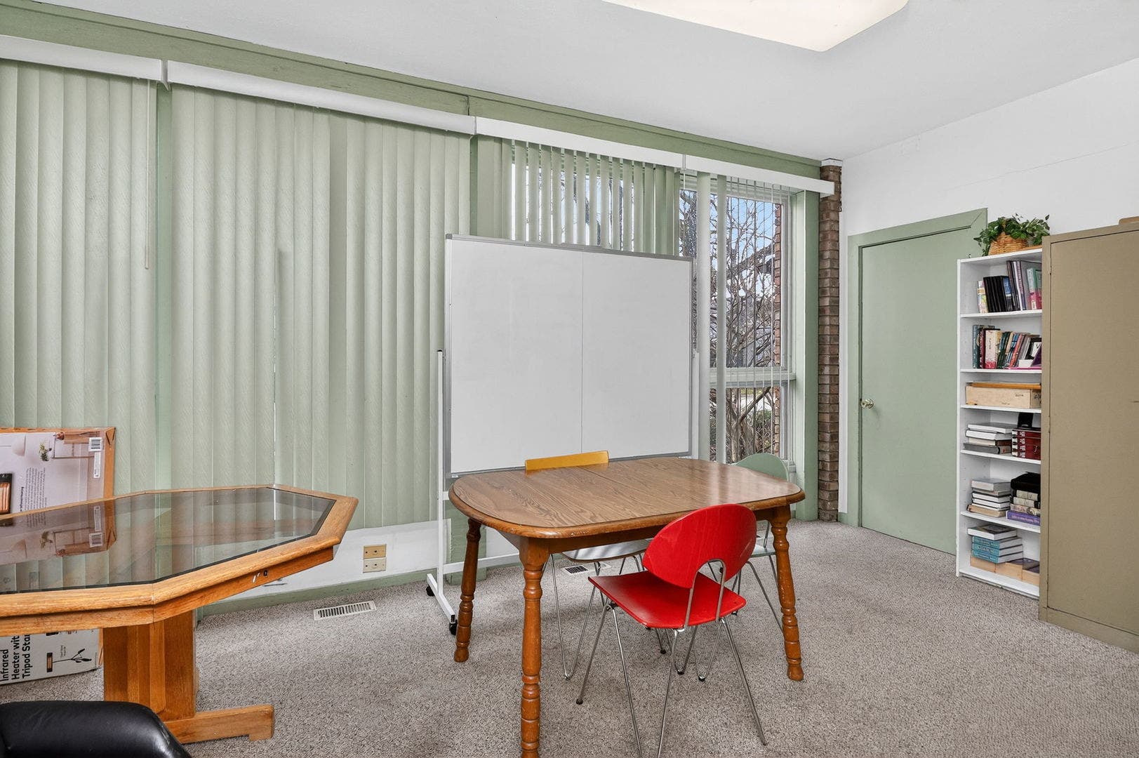 Classroom/Office
