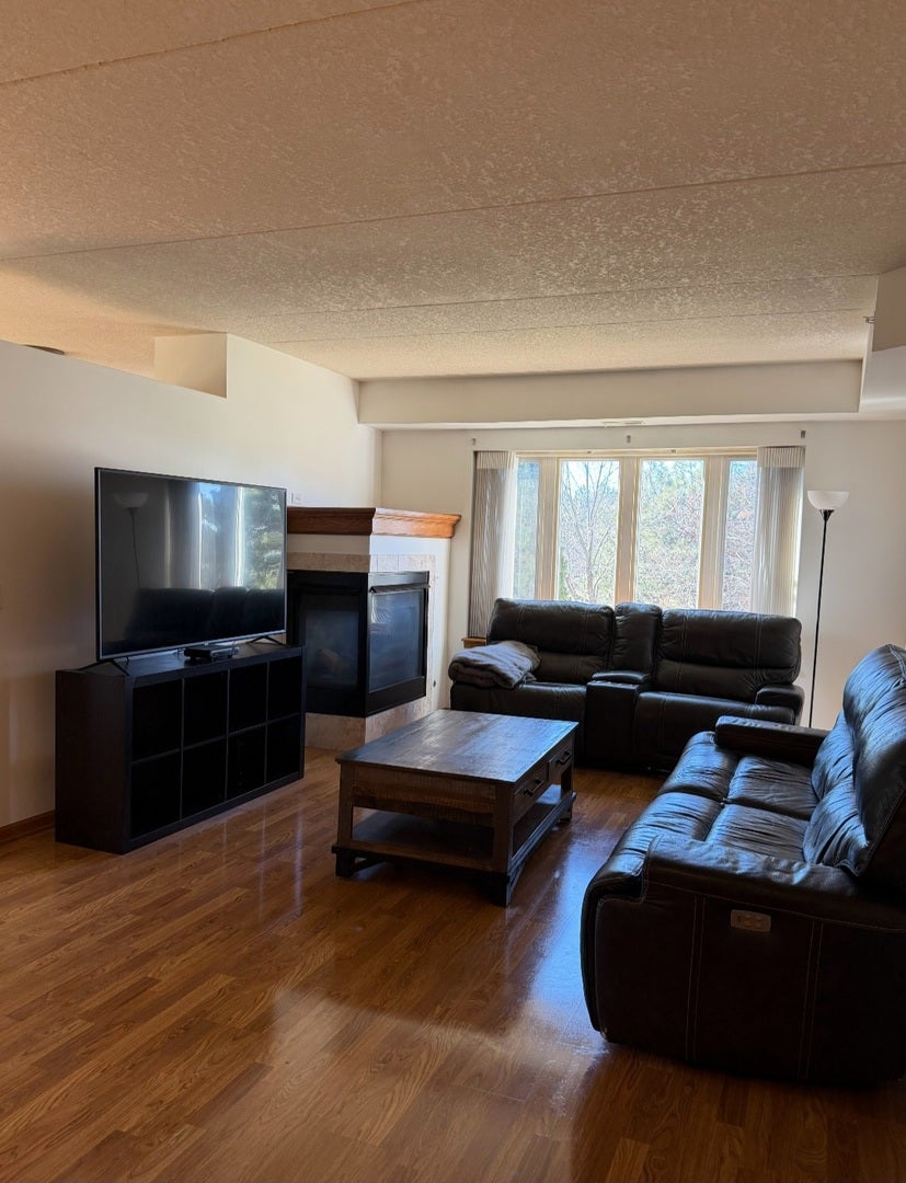 16001 S 88th Avenue, #202, Orland Park, IL 60462