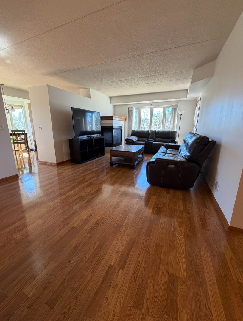 16001 S 88th Avenue, #202, Orland Park, IL 60462