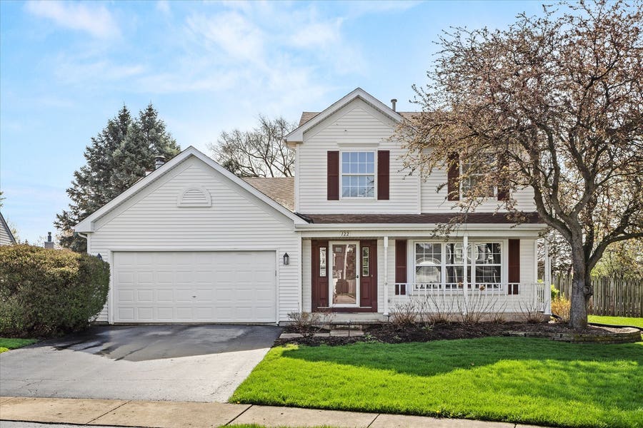 Property photo for 122 Cinderford Court, Oswego, IL