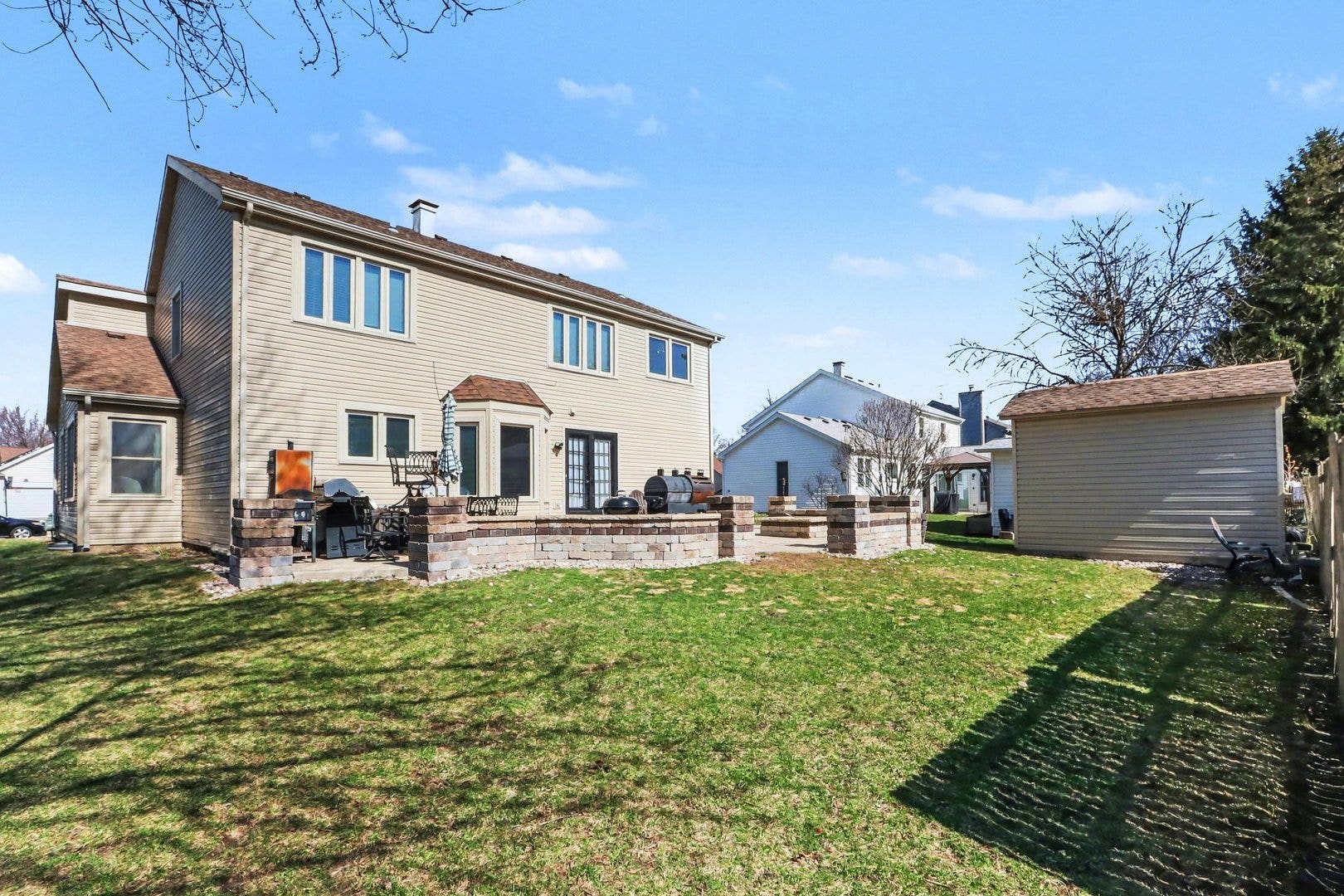 215 E Brookwood Lane E, Bolingbrook, IL 60440 215 E Brookwood Lane E, Bolingbrook, IL 60440