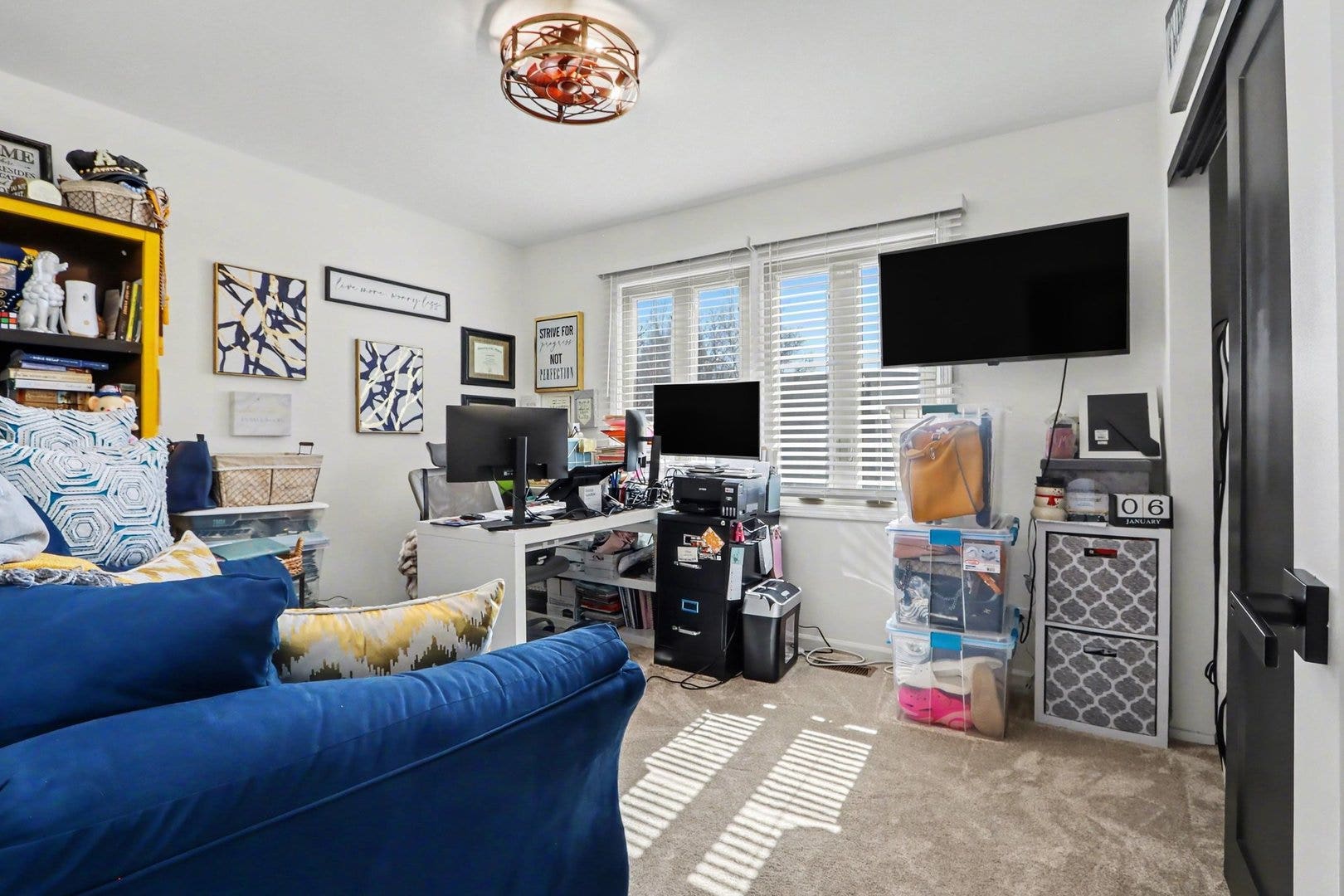 215 E Brookwood Lane E, Bolingbrook, IL 60440 215 E Brookwood Lane E, Bolingbrook, IL 60440