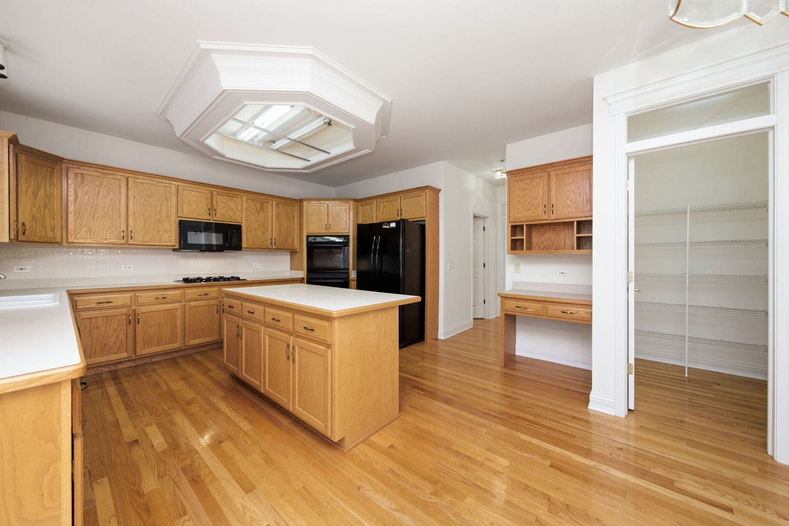 2529 Danhaven Court, Aurora, IL 60502 2529 Danhaven Court, Aurora, IL 60502