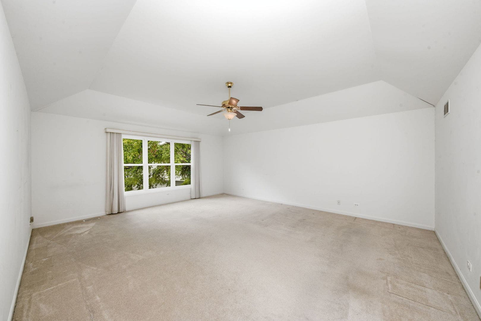 2529 Danhaven Court, Aurora, IL 60502 2529 Danhaven Court, Aurora, IL 60502