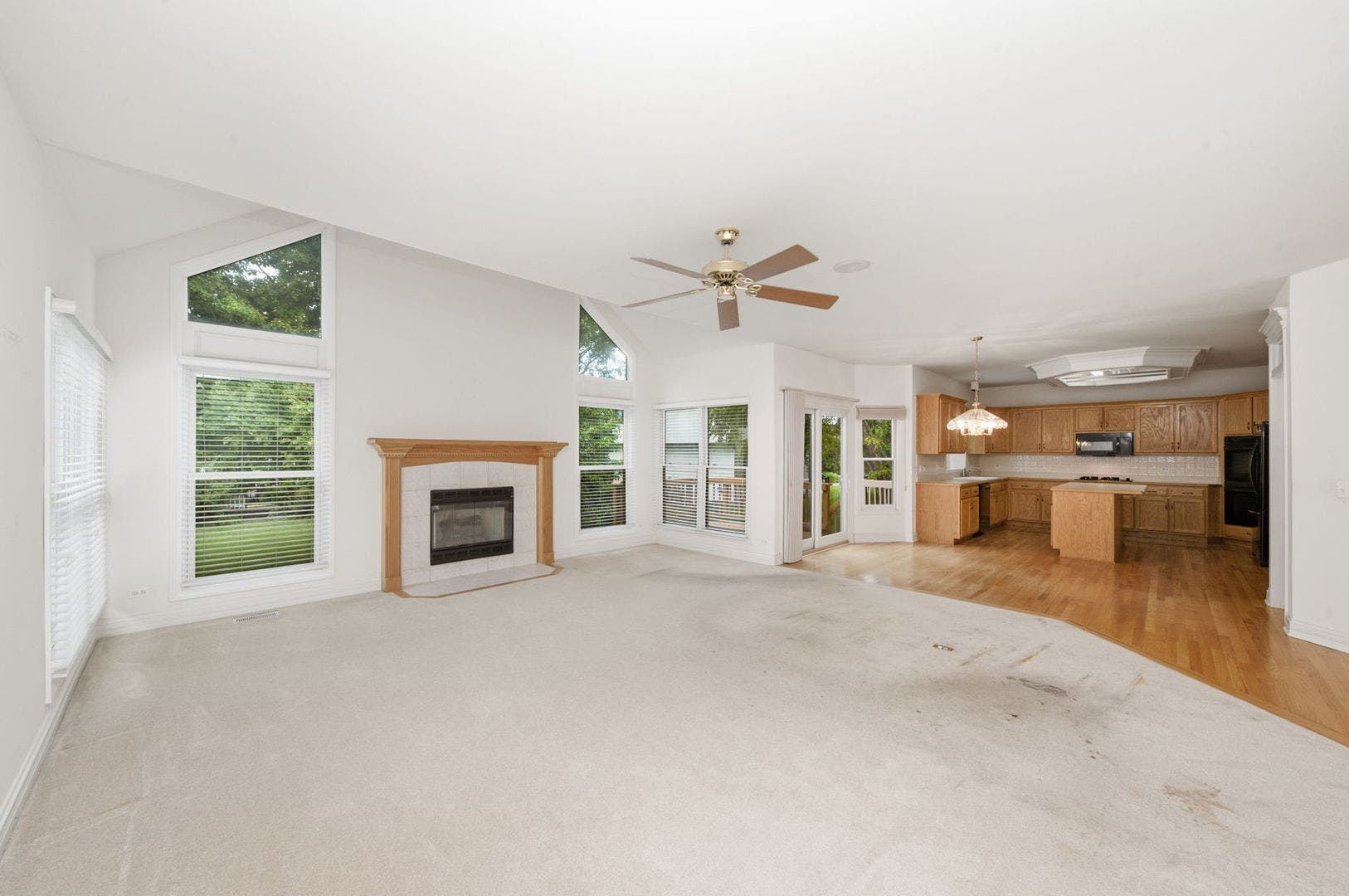 2529 Danhaven Court, Aurora, IL 60502 2529 Danhaven Court, Aurora, IL 60502
