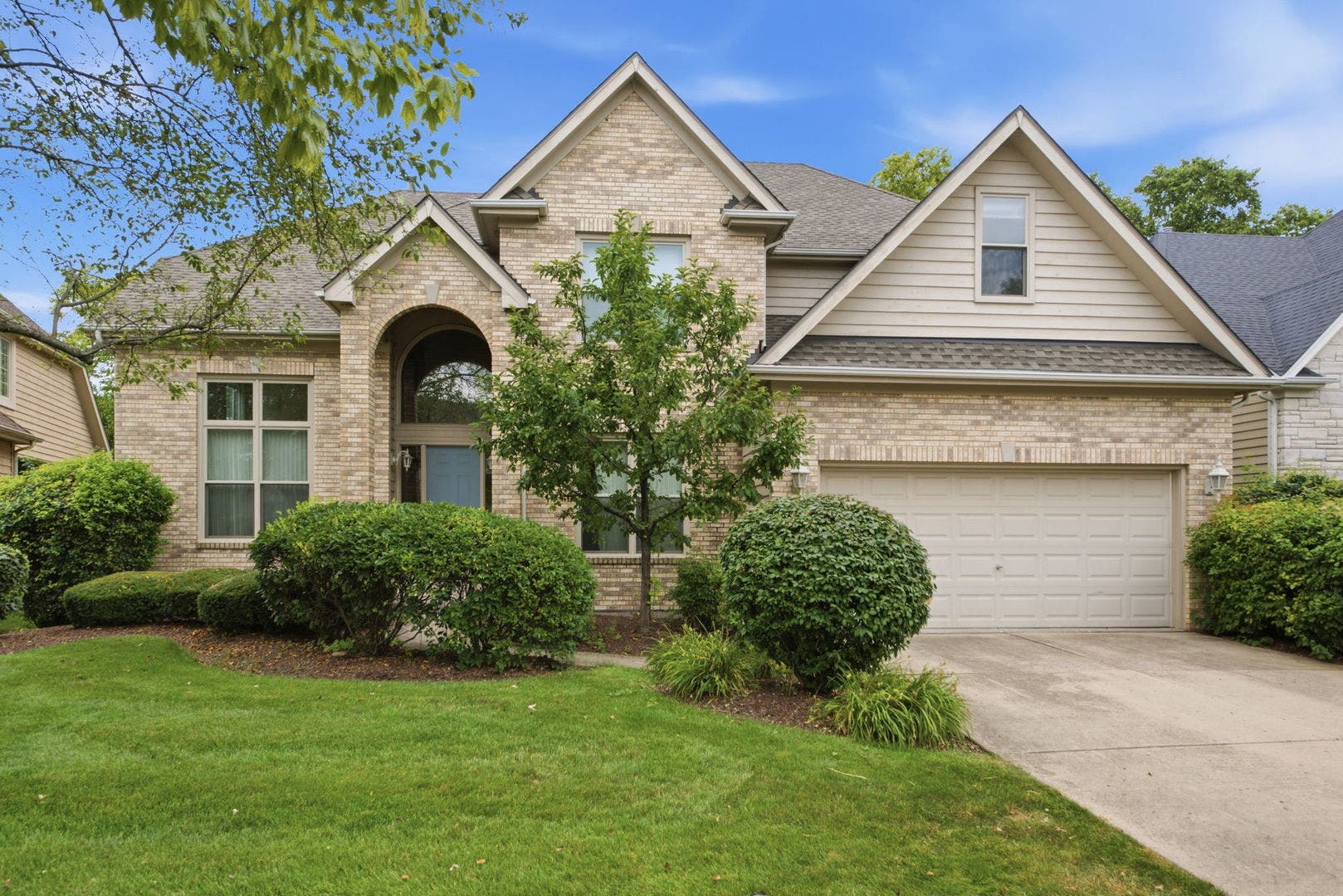 2529 Danhaven Court, Aurora, IL 60502 2529 Danhaven Court, Aurora, IL 60502