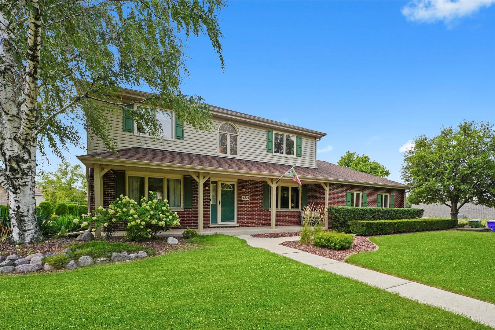 16620 Pear Avenue, Orland Park, IL 60467