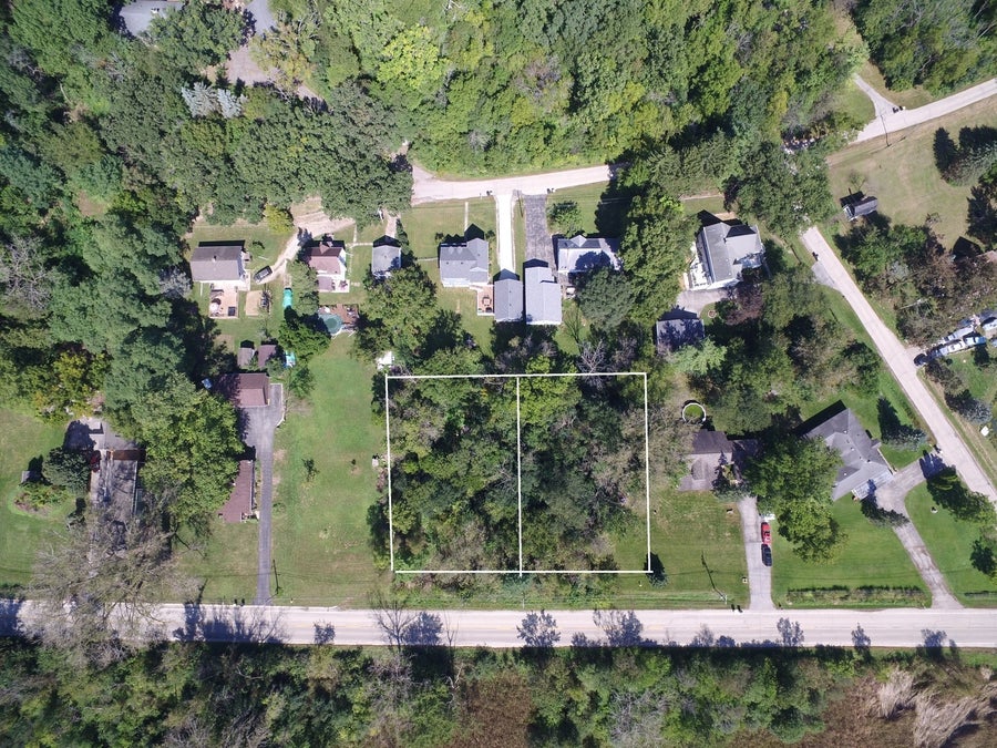 Property photo for 19w760 Bluff Road, Lemont, IL