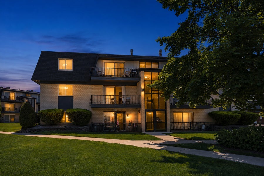 Property photo for 11124 S 84TH Avenue, #2A, Palos Hills, IL