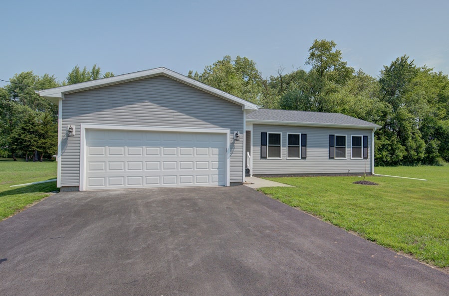Property photo for 394 W 3rd Street, Braidwood, IL