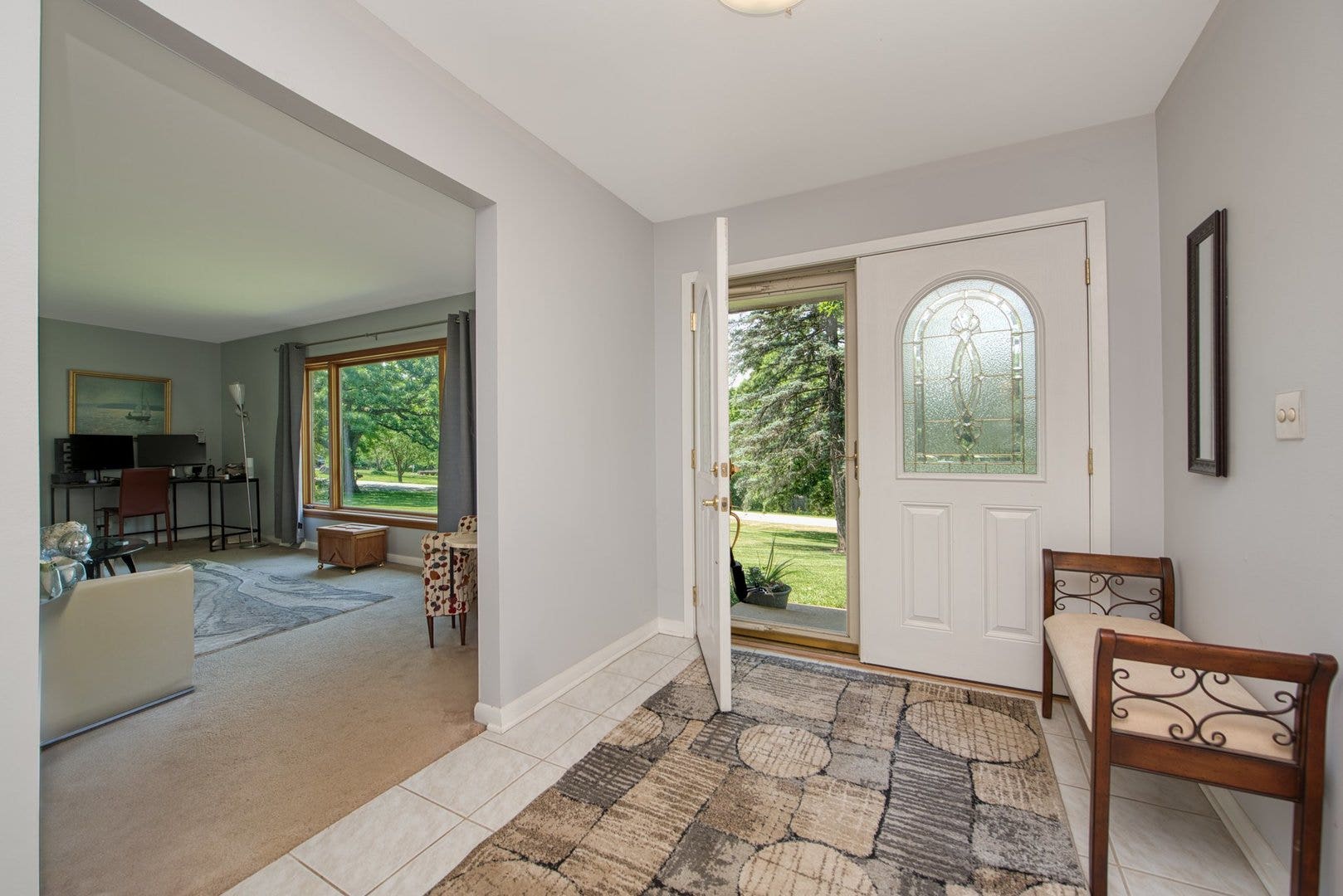 1196 Nottingham Lane, Elgin, IL 60120 1196 Nottingham Lane, Elgin, IL 60120