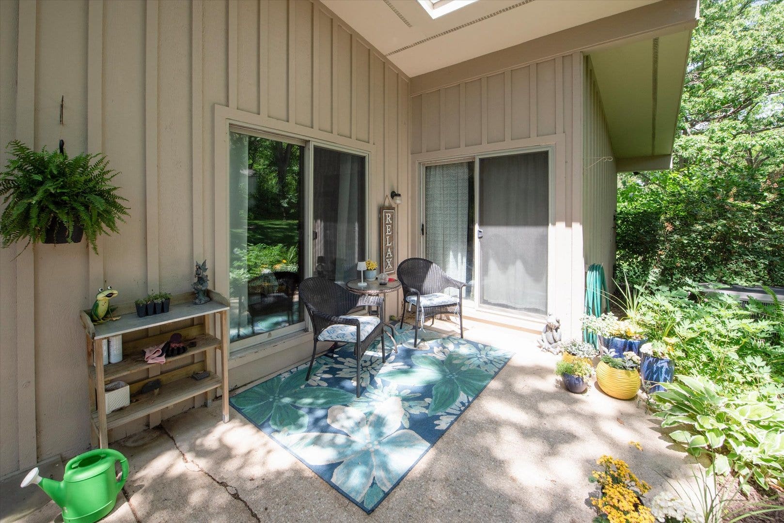 1196 Nottingham Lane, Elgin, IL 60120 1196 Nottingham Lane, Elgin, IL 60120