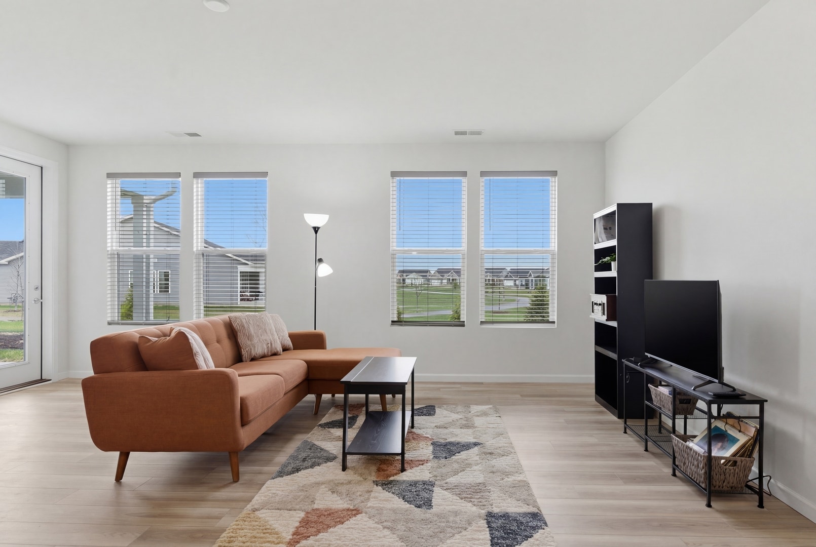 3327 Fulshear Circle, Aurora, IL 60503 3327 Fulshear Circle, Aurora, IL 60503