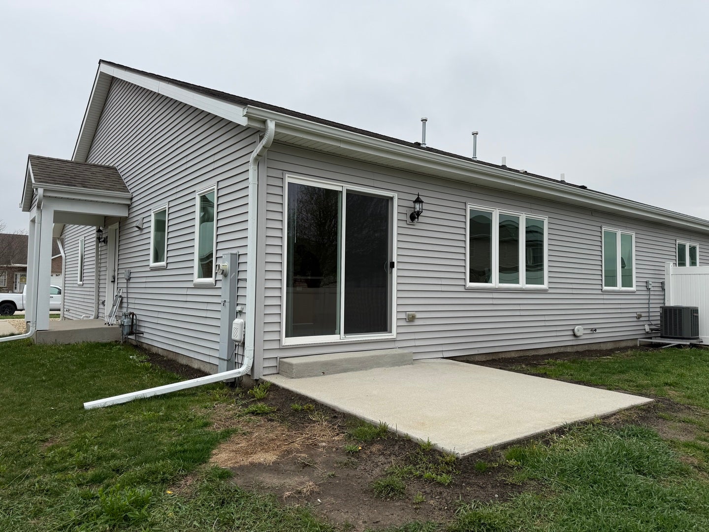 922 Bergera Street W, Braidwood, IL 60408