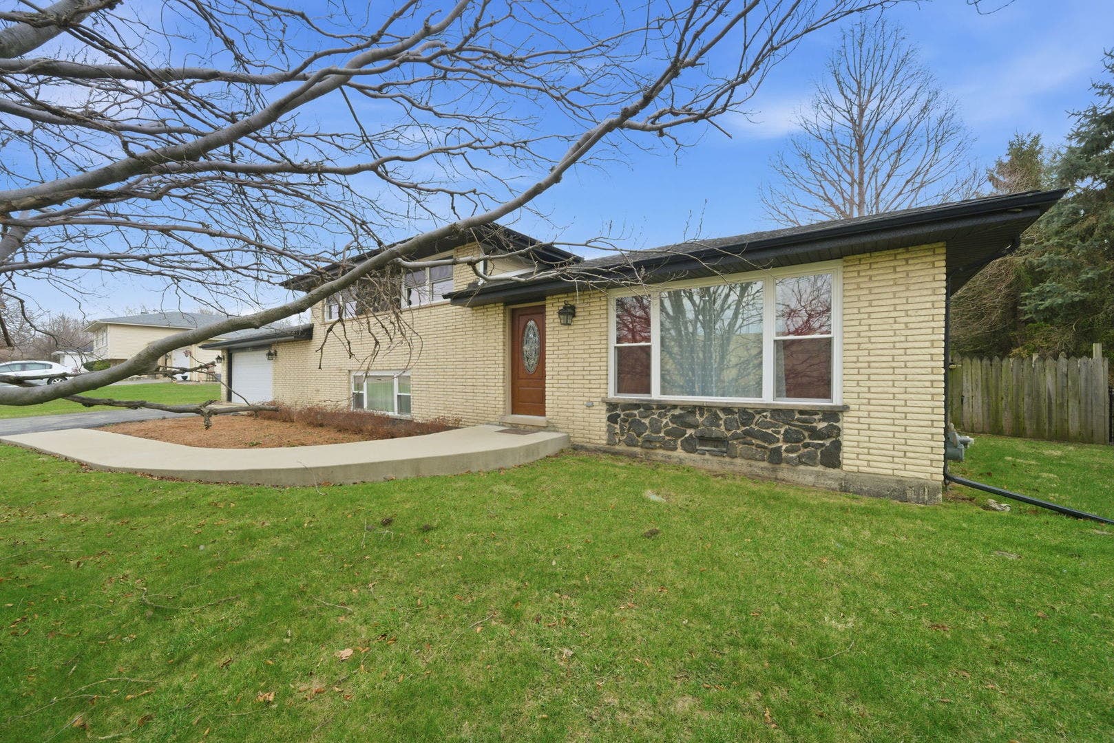 20W309 S Frontage Road, Lemont, IL 60439 20W309 S Frontage Road, Lemont, IL 60439