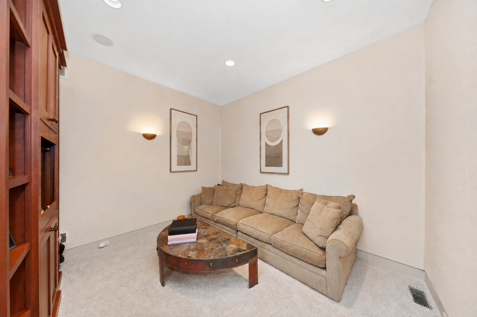 282 Linden Park Place, Highland Park, IL 60035