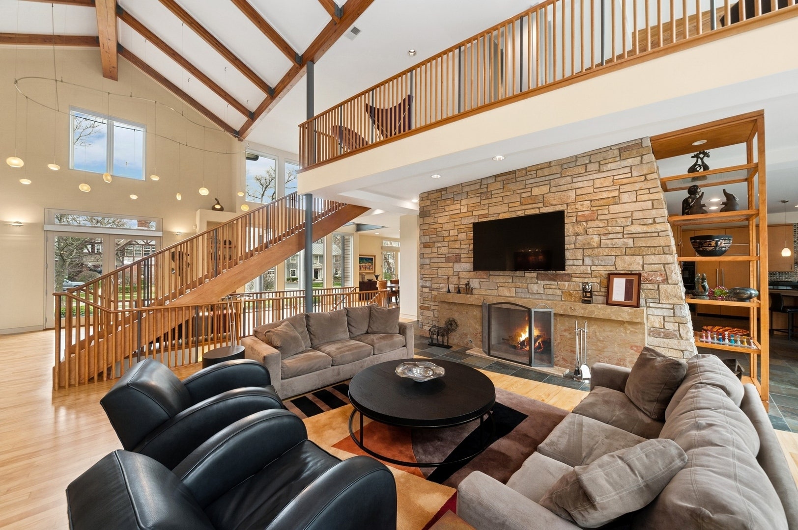 282 Linden Park Place, Highland Park, IL 60035