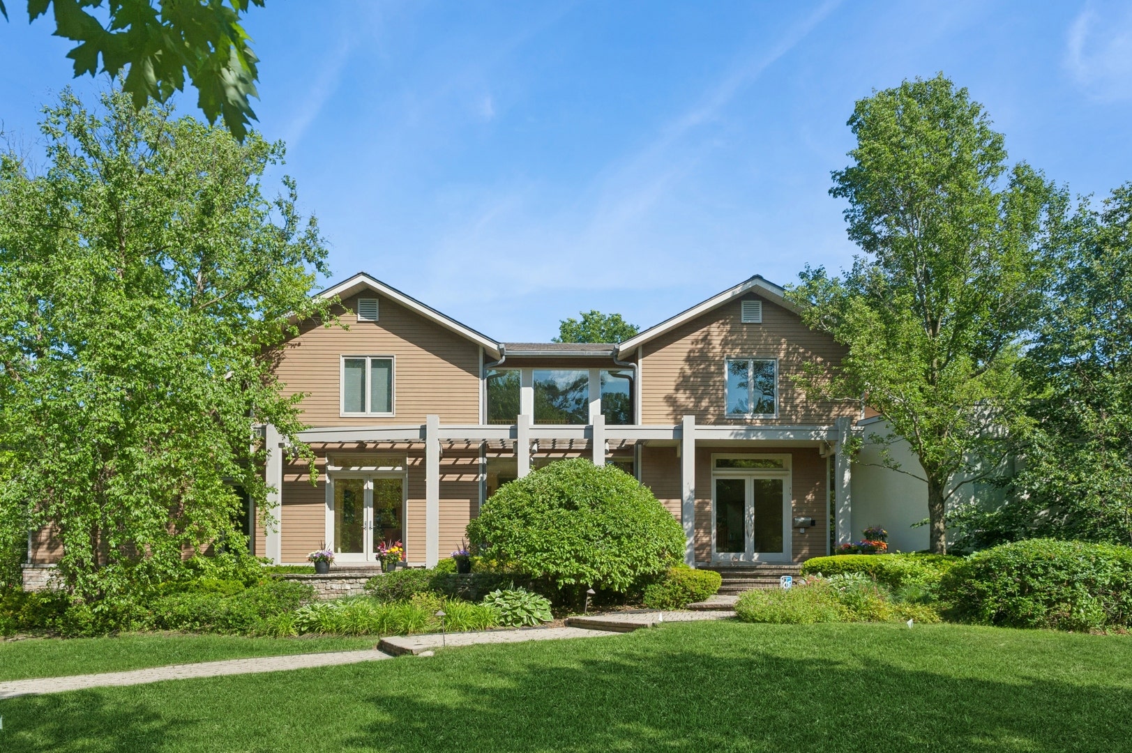 282 Linden Park Place, Highland Park, IL 60035