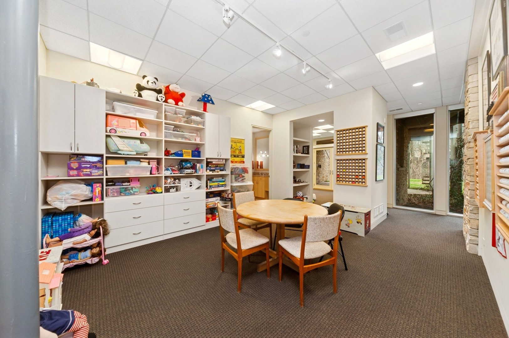 282 Linden Park Place, Highland Park, IL 60035