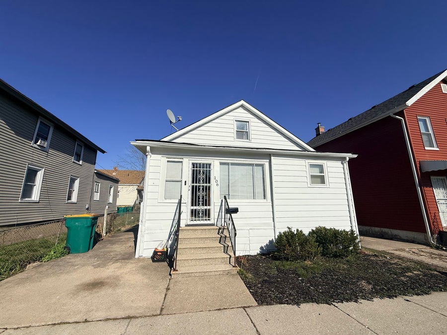 Property photo for 106 S Joliet Street W, Joliet, IL