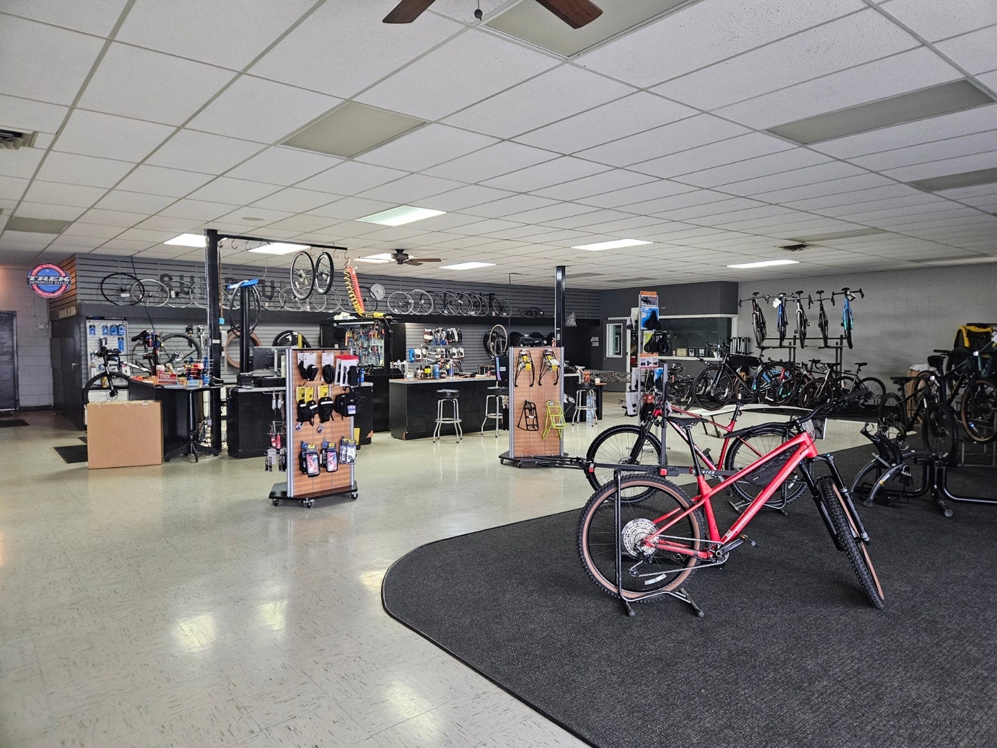 114 N Larkin Avenue, Joliet, IL 60435