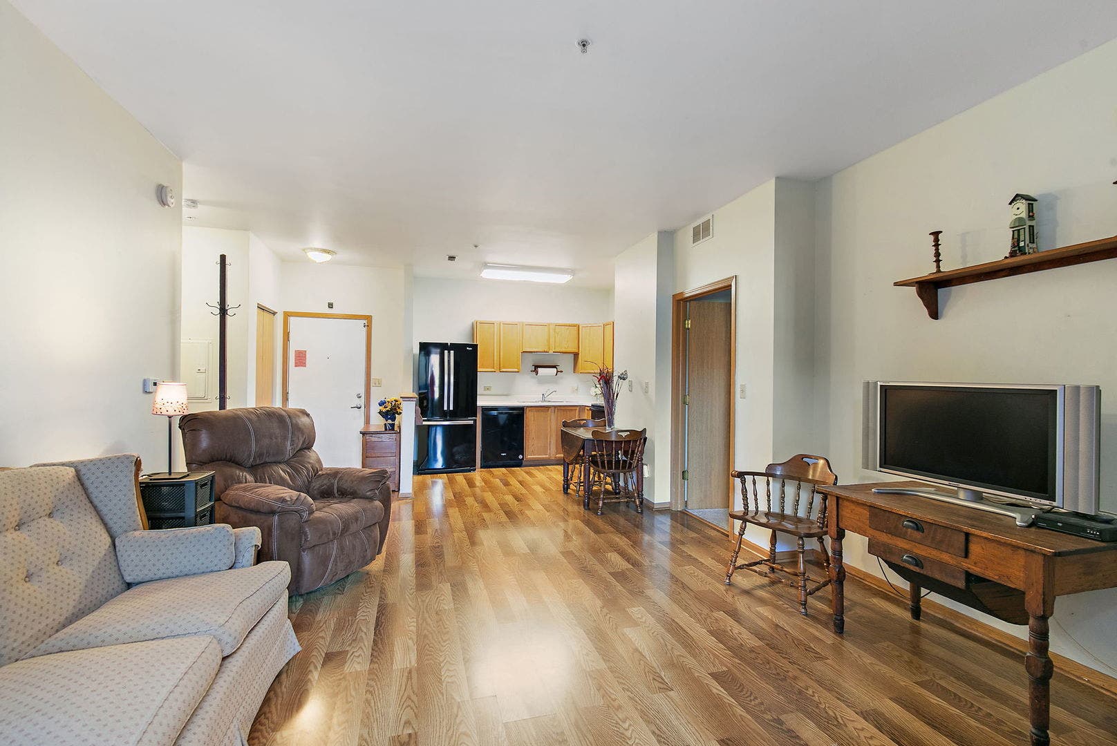 801 N Mclean Boulevard, #156, Elgin, IL 60123 801 N Mclean Boulevard, #156, Elgin, IL 60123