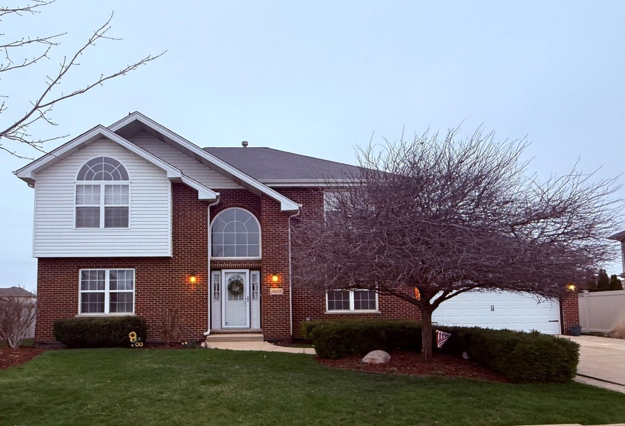 Property photo for 24504 Arrowhead Drive, Manhattan, IL