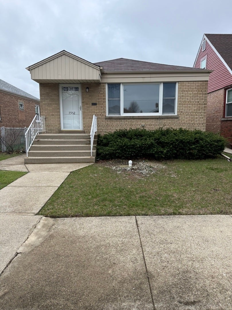 Property photo for 7952 S Trumbull Avenue, Chicago, IL