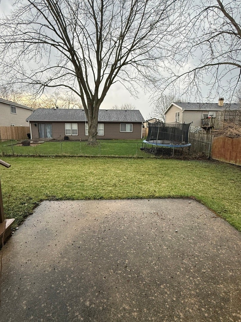 252 Yellow Pine Drive, Bolingbrook, IL 60440