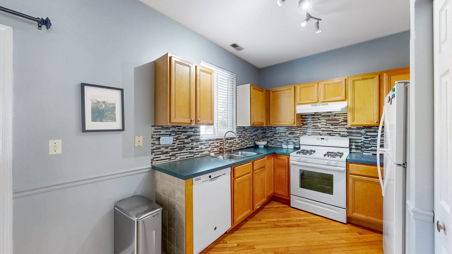 3559 Woodside Court, Joliet, IL 60431 3559 Woodside Court, Joliet, IL 60431