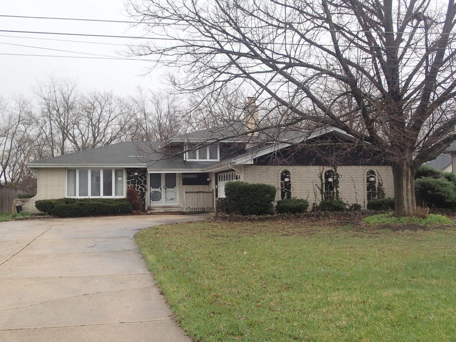 Property photo for 10363 S 84TH Avenue, Palos Hills, IL