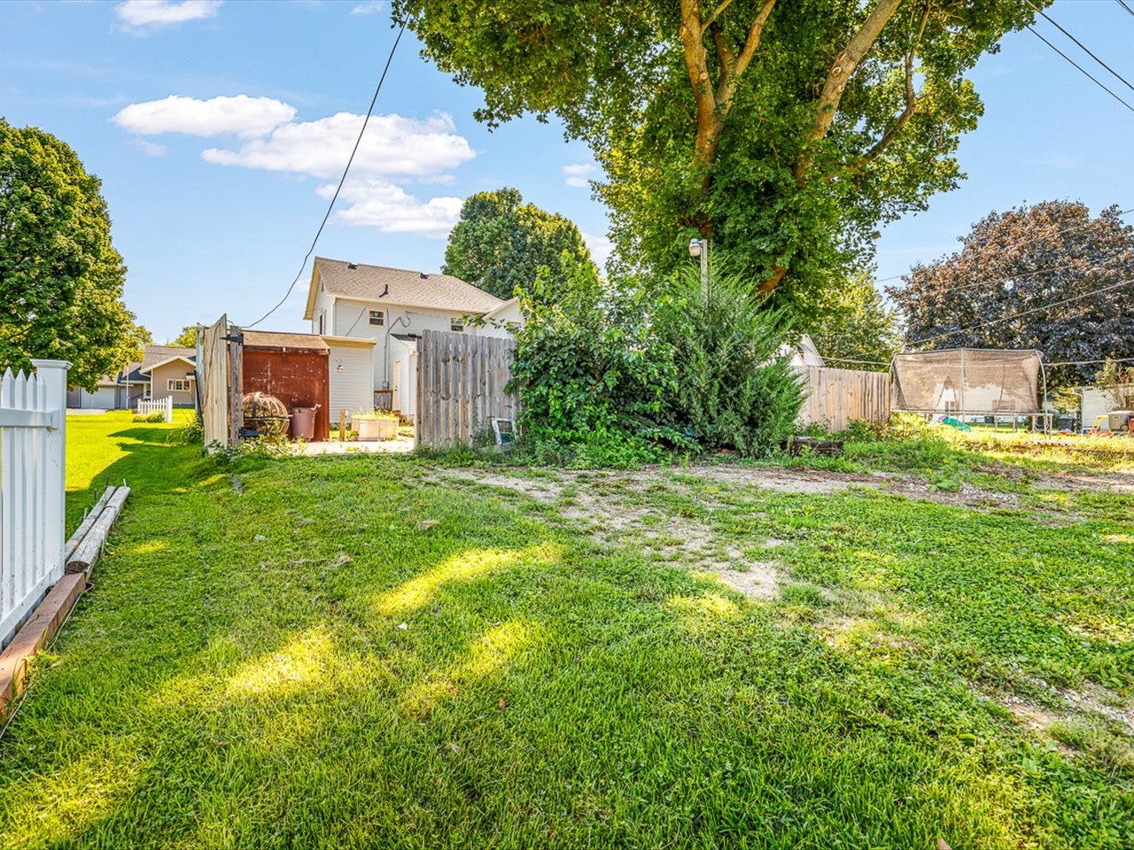 312 N Stanton Street, Davis, IL 61019 312 N Stanton Street, Davis, IL 61019