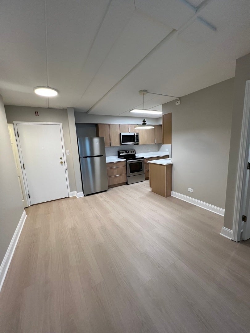 5125 Blodgett Avenue, #211T, Downers Grove, IL 60515 5125 Blodgett Avenue, #211T, Downers Grove, IL 60515