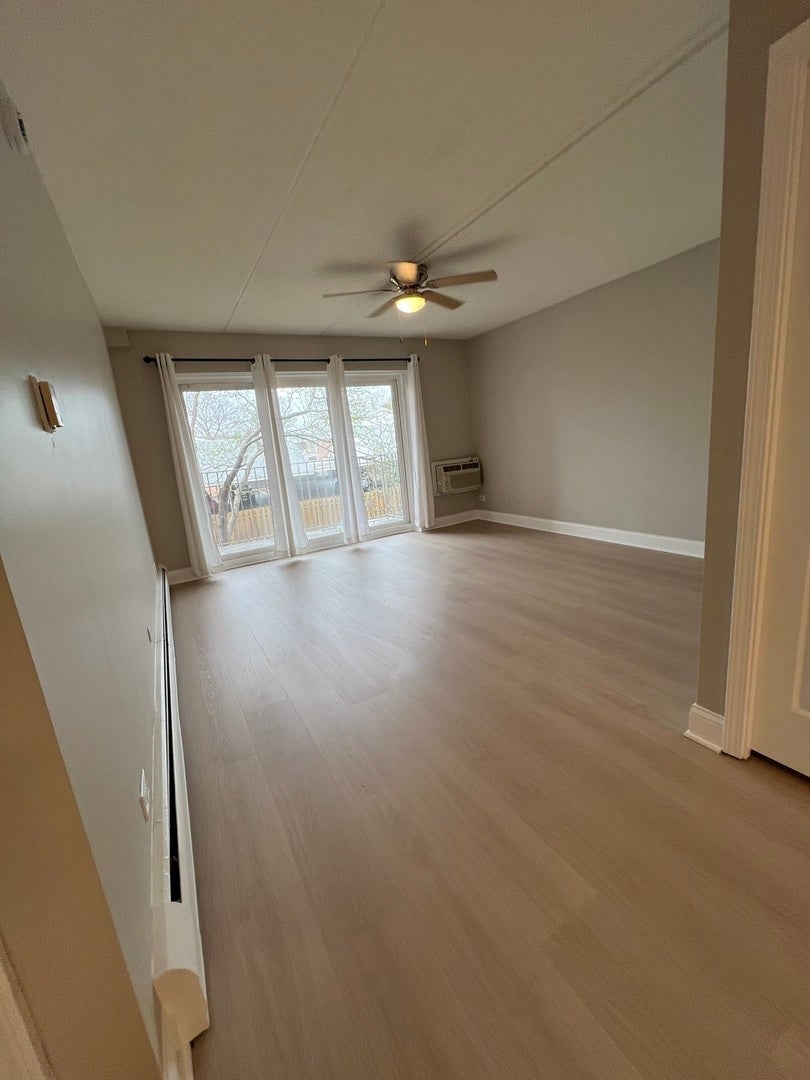 5125 Blodgett Avenue, #211T, Downers Grove, IL 60515 5125 Blodgett Avenue, #211T, Downers Grove, IL 60515