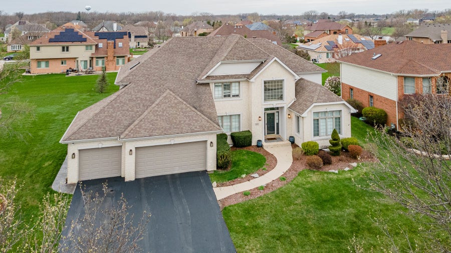Property photo for 1442 Kinross Street, Flossmoor, IL