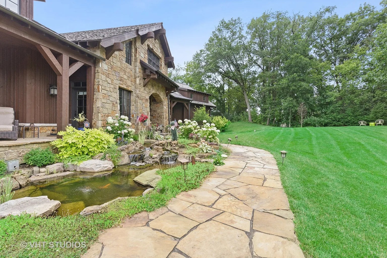 14N306 Highland Avenue, Elgin, IL 60123