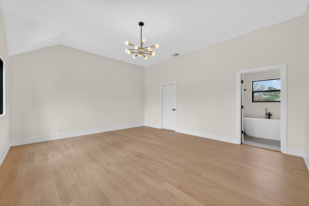 1634 63rd Street, Downers Grove, IL 60516 1634 63rd Street, Downers Grove, IL 60516