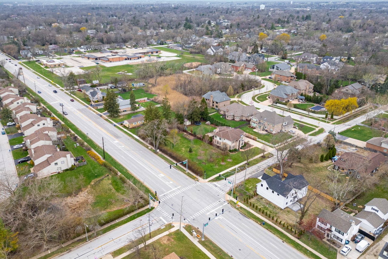 1634 63rd Street, Downers Grove, IL 60516 1634 63rd Street, Downers Grove, IL 60516