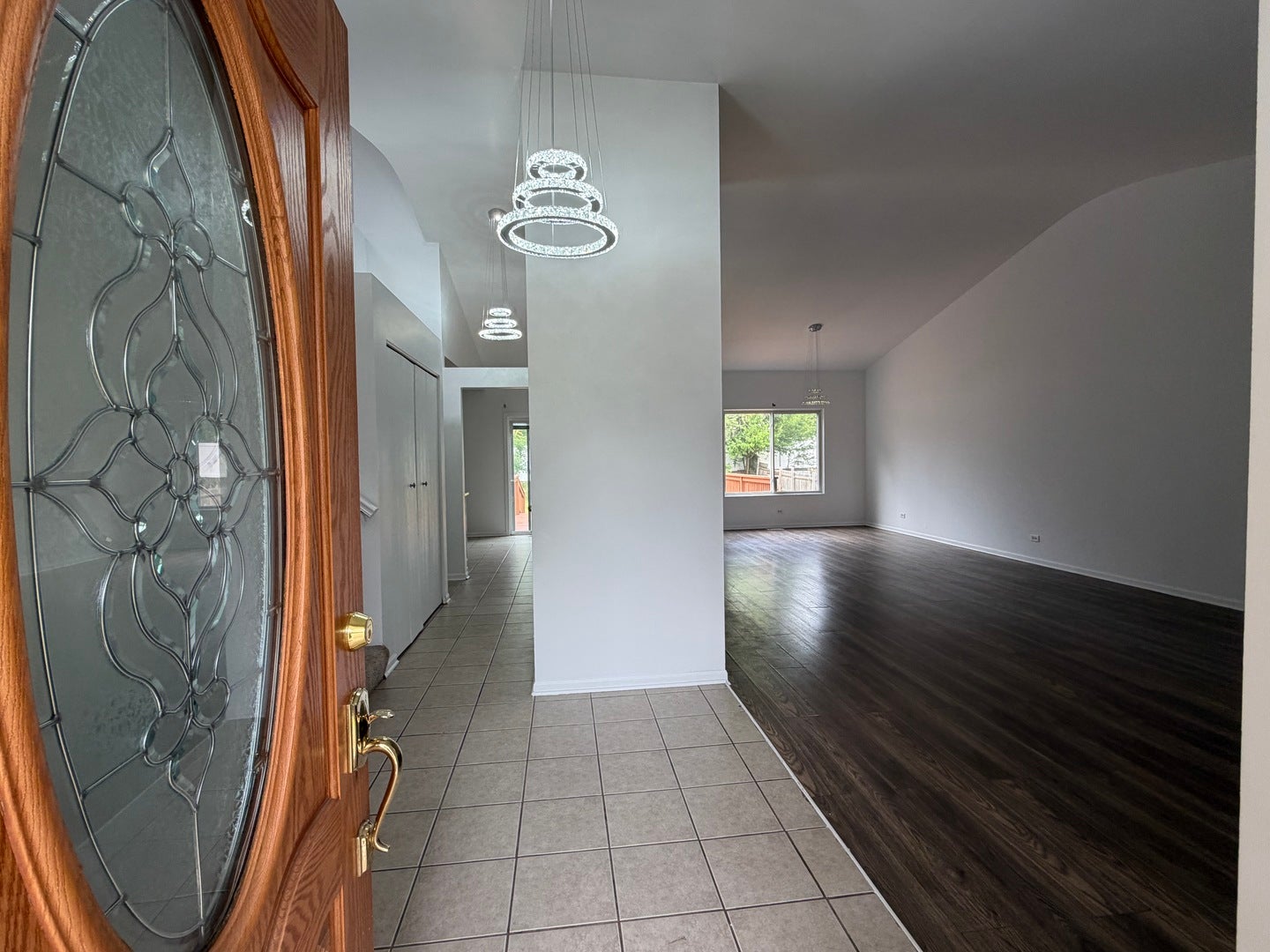 2354 Nantucket Lane, Elgin, IL 60123