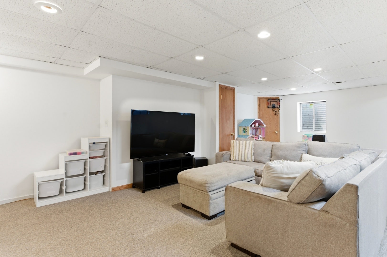 720 Countryside Drive, Bolingbrook, IL 60490 720 Countryside Drive, Bolingbrook, IL 60490