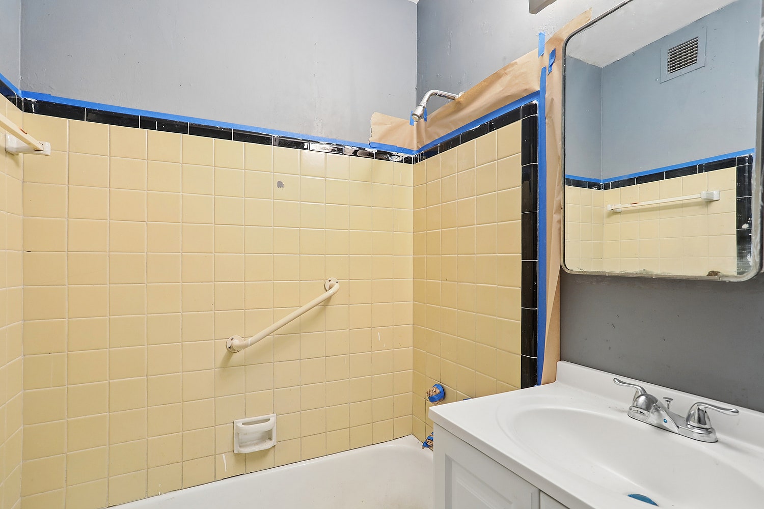 7355 S South Shore Drive, #306, Chicago, IL 60649 7355 S South Shore Drive, #306, Chicago, IL 60649