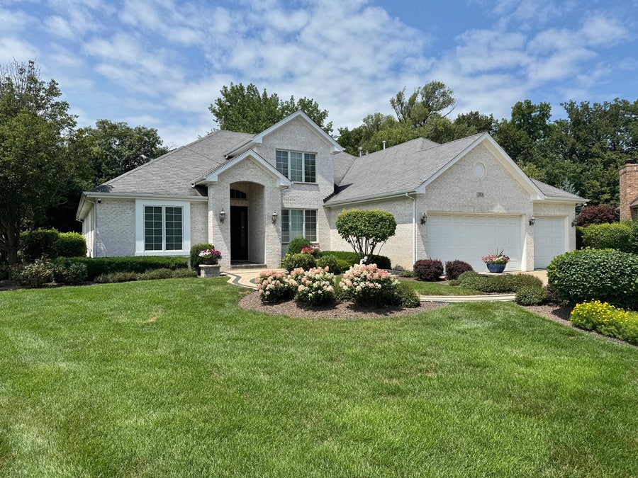 Property photo for 19918 Amberly Court, Mokena, IL