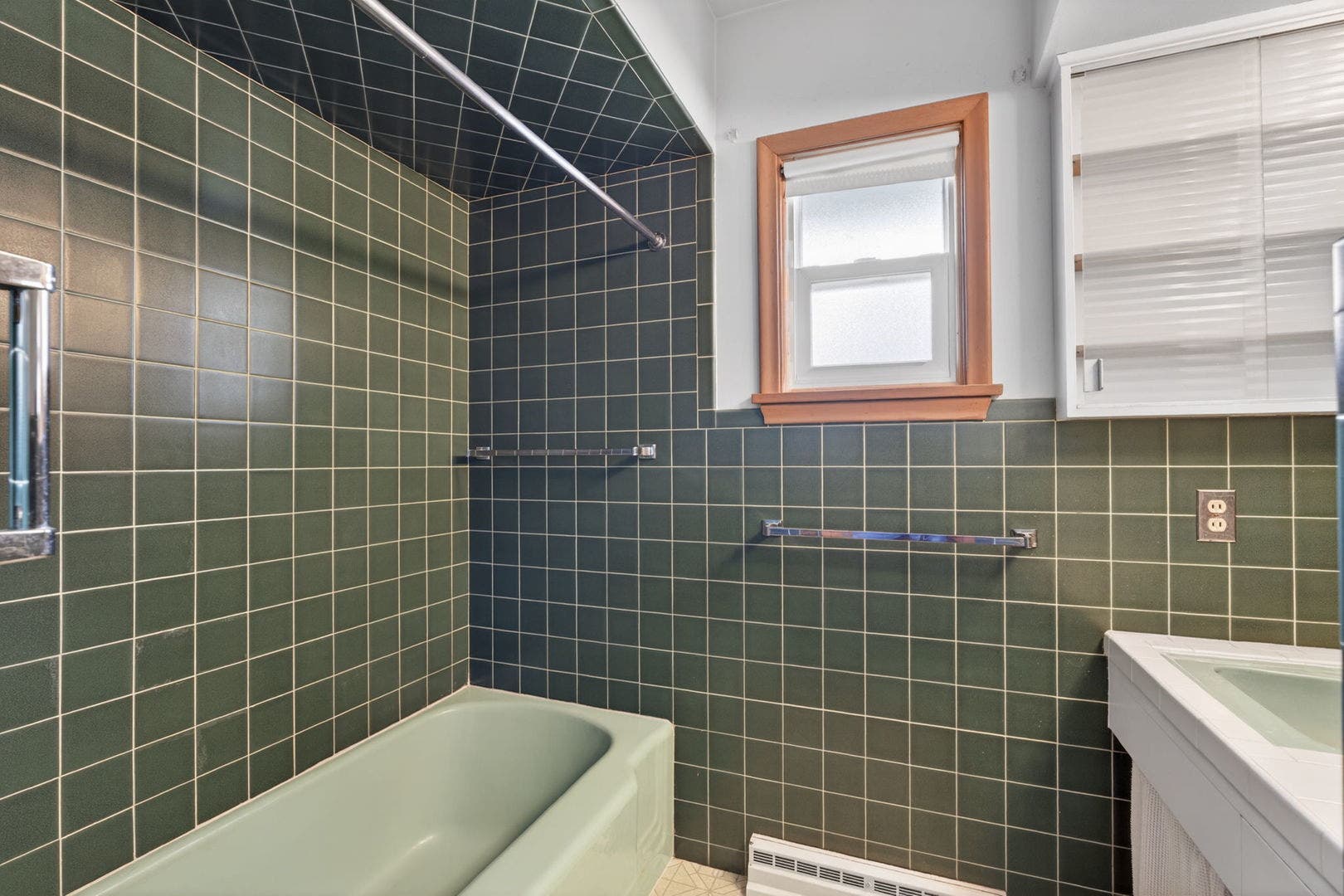 1301 Sherwood Place, Joliet, IL 60435