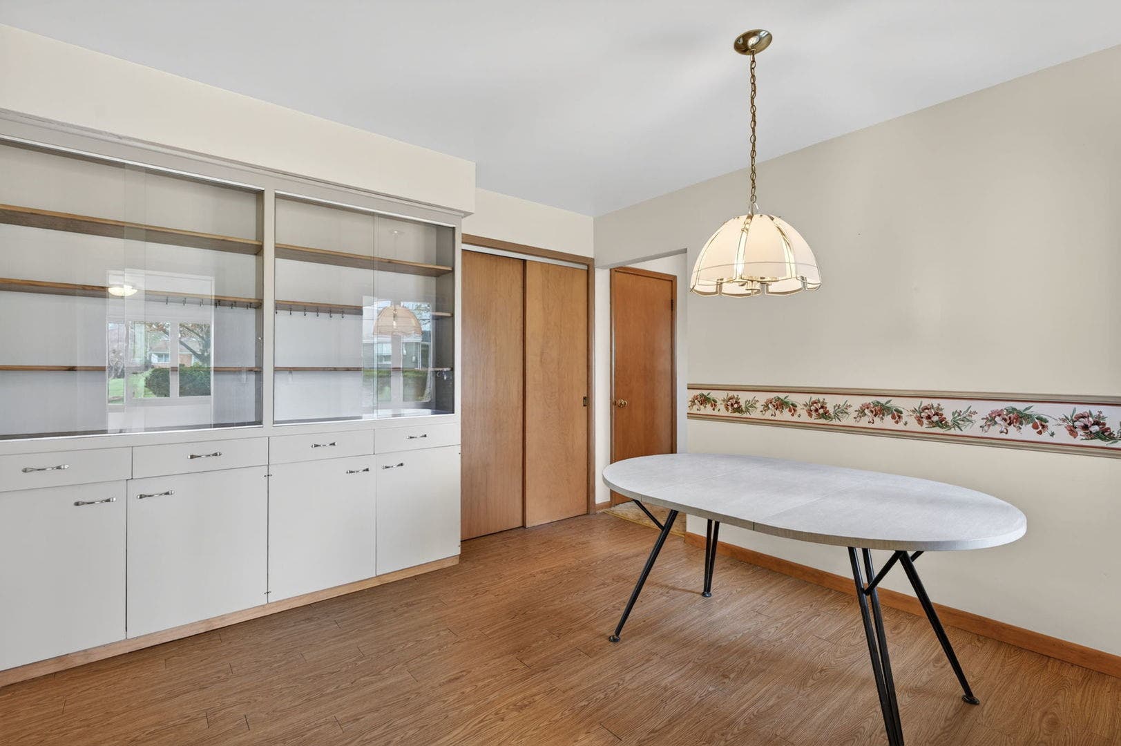 1301 Sherwood Place, Joliet, IL 60435