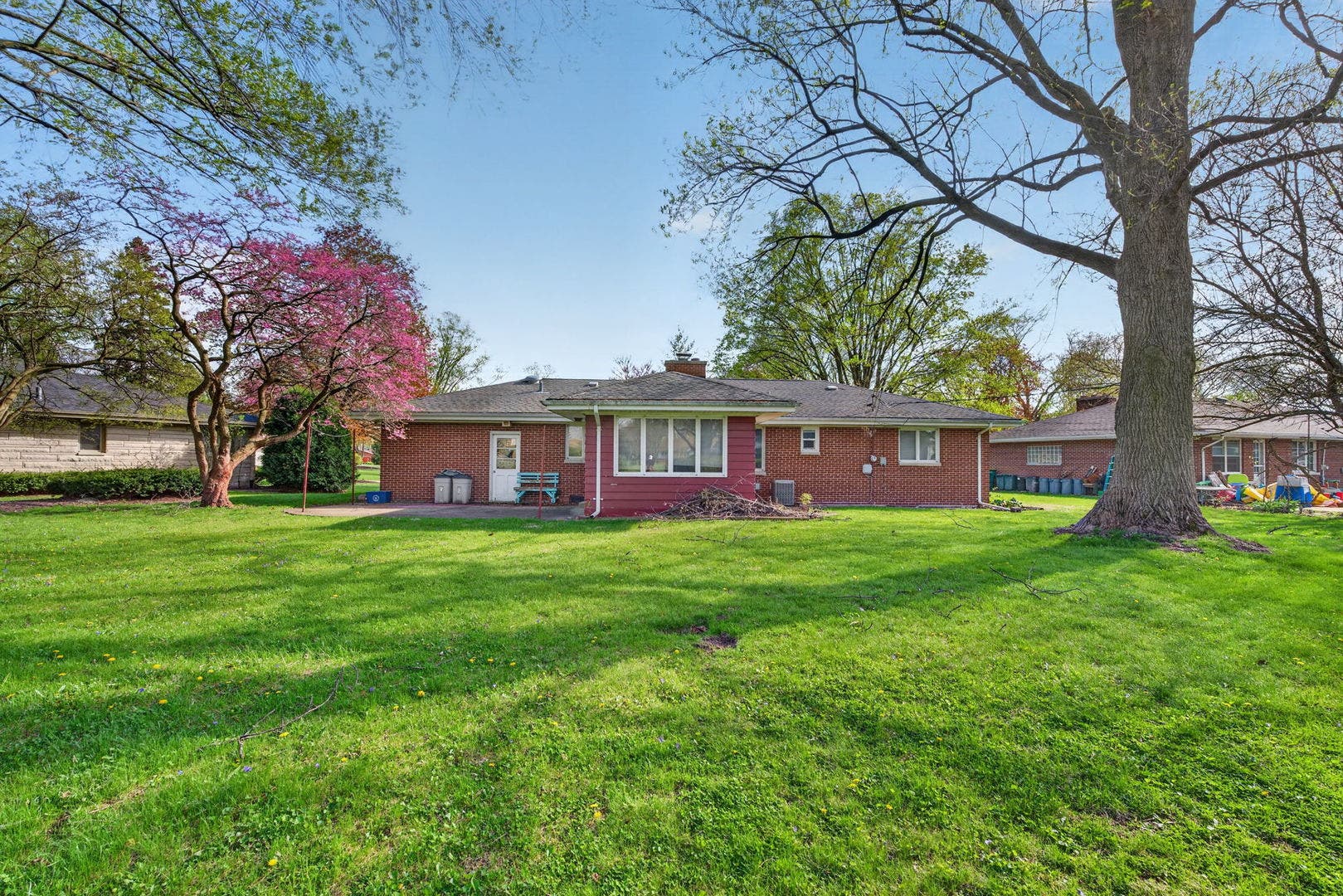 1301 Sherwood Place, Joliet, IL 60435