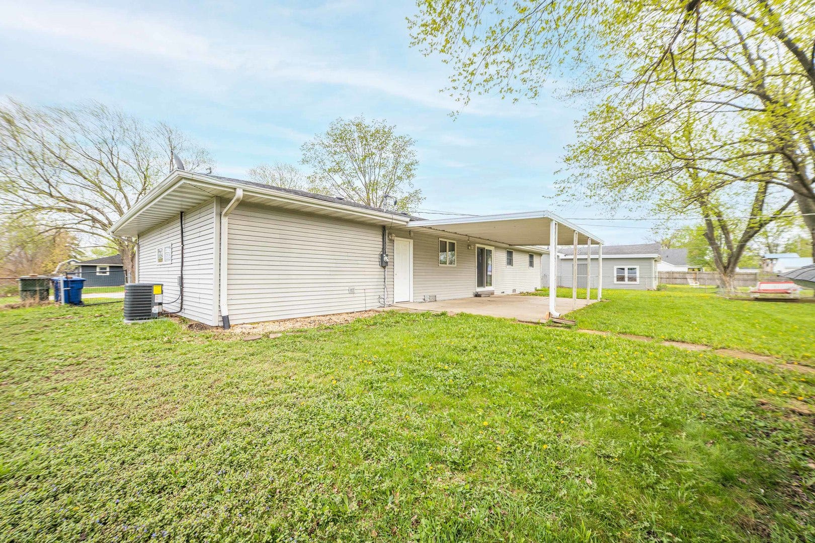 307 Illini Drive, Minooka, IL 60447 307 Illini Drive, Minooka, IL 60447
