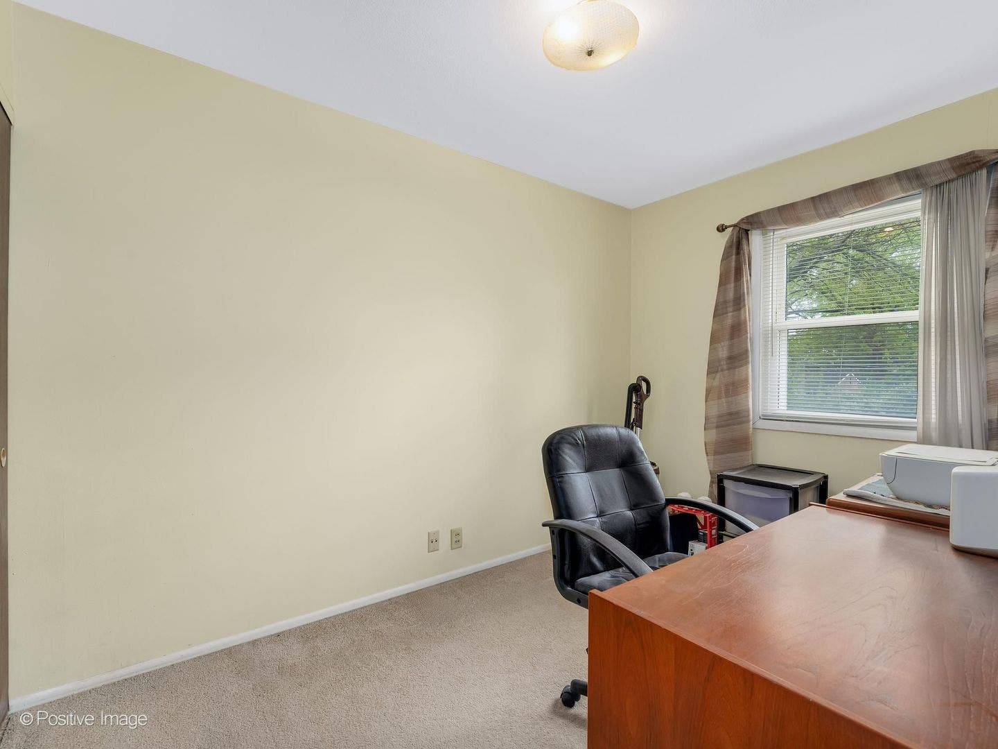 531 Redwood Road, Bolingbrook, IL 60440 531 Redwood Road, Bolingbrook, IL 60440