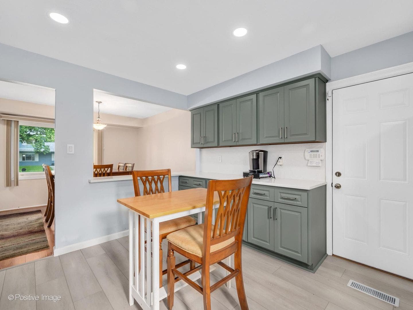 531 Redwood Road, Bolingbrook, IL 60440 531 Redwood Road, Bolingbrook, IL 60440