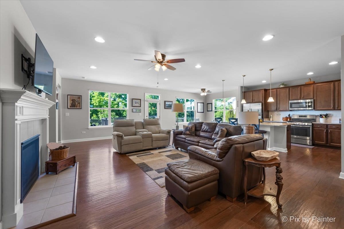 3147 Trillium Court W, Aurora, IL 60506 3147 Trillium Court W, Aurora, IL 60506